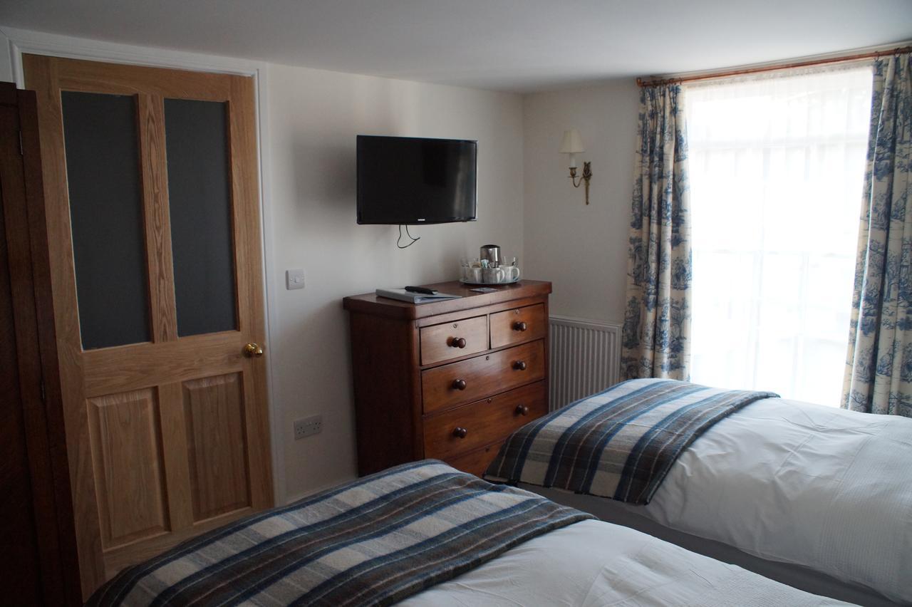 The Horse & Cart Hotel Peasmarsh Exterior photo