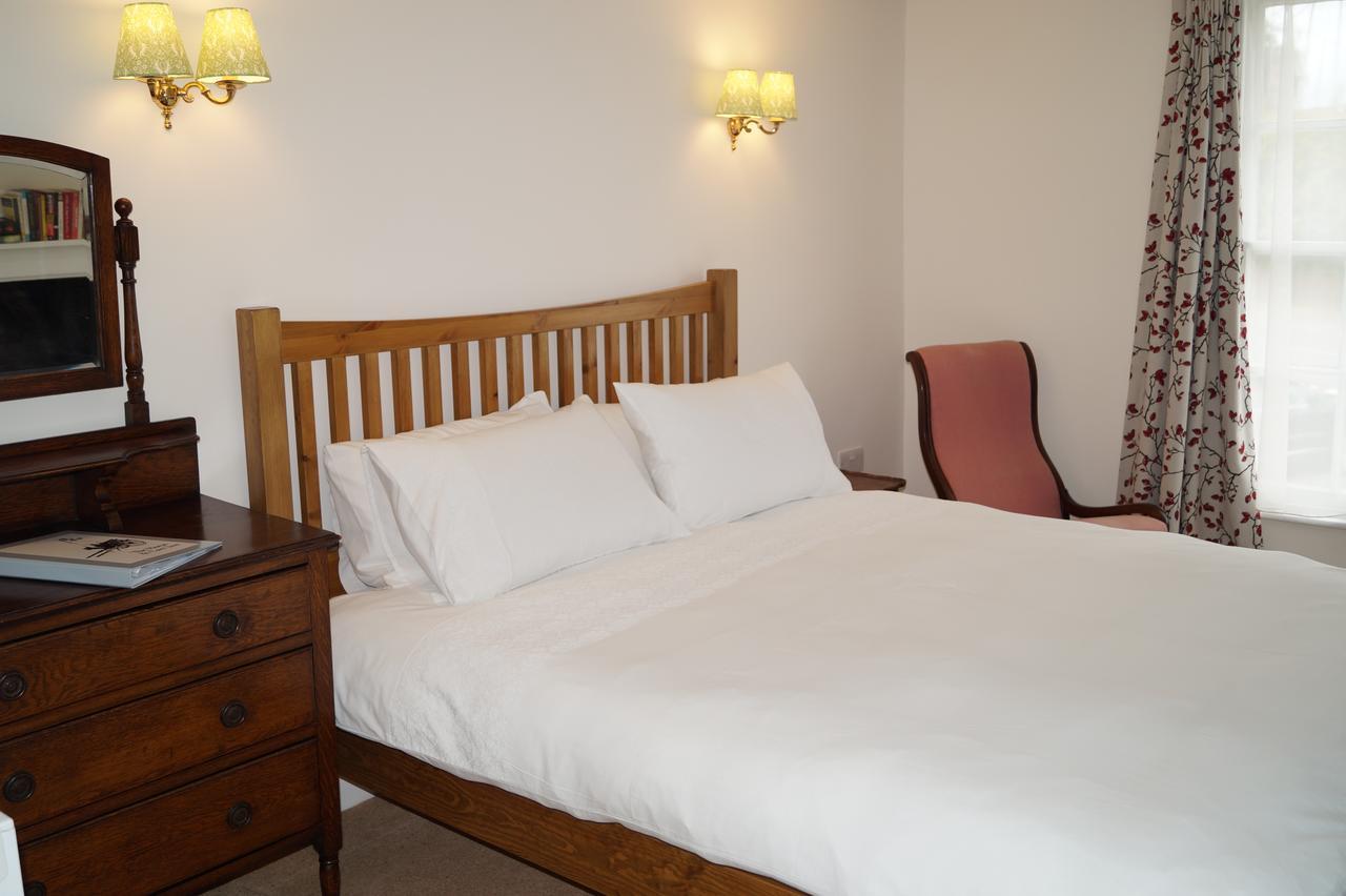 The Horse & Cart Hotel Peasmarsh Room photo